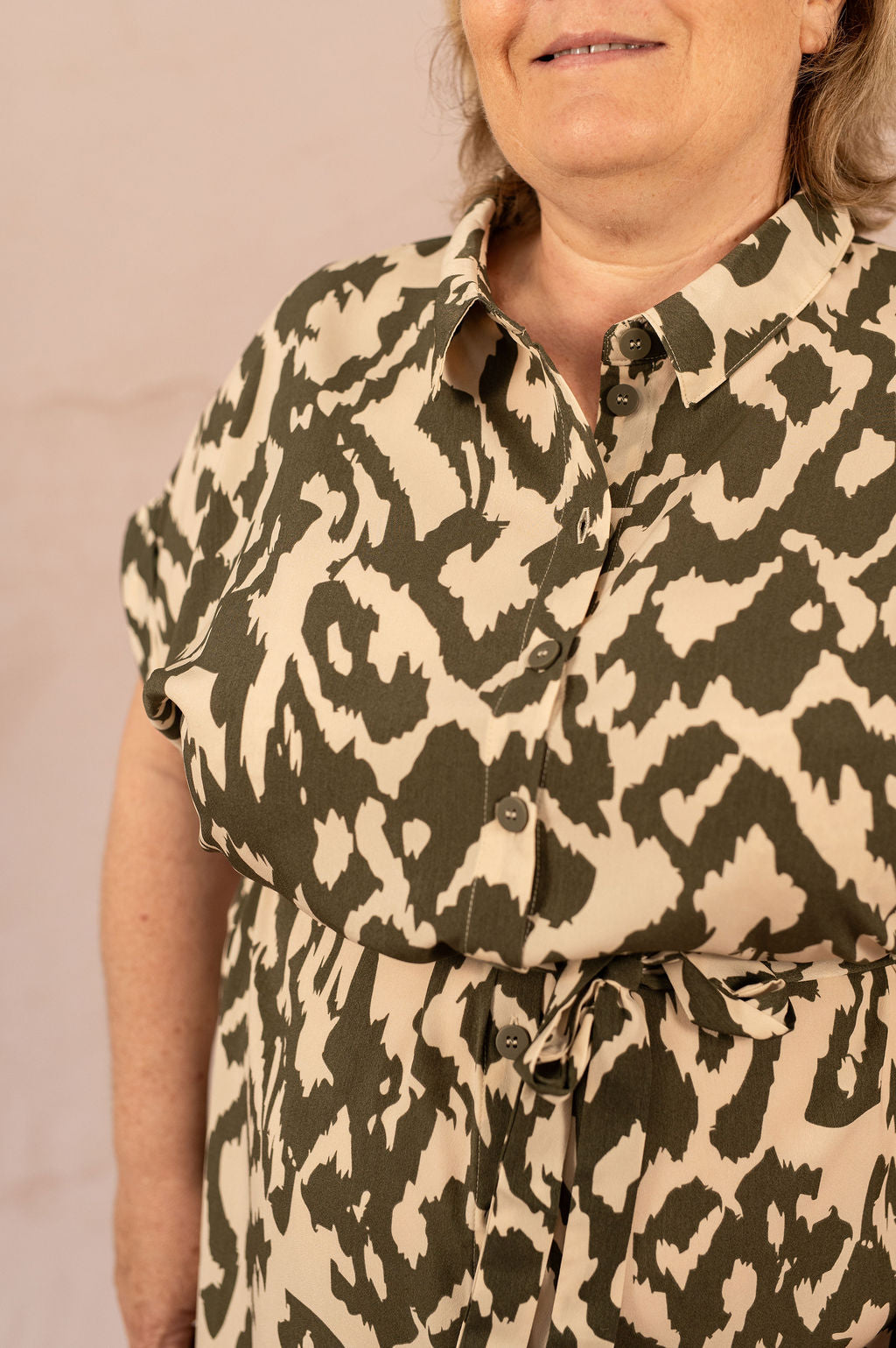 Robe chemise courte avec ceinture - Robe Diega