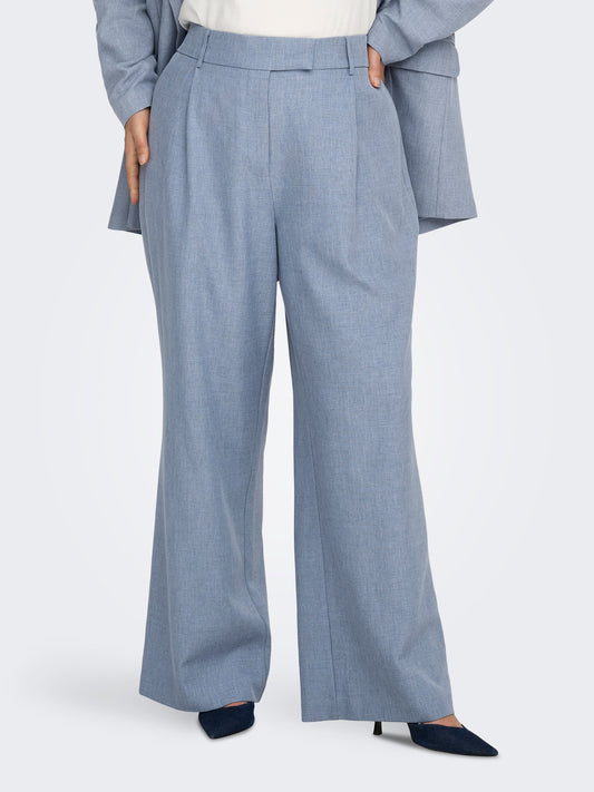 tenue de mariage femme grande taille élégante en pantalon bleu clair