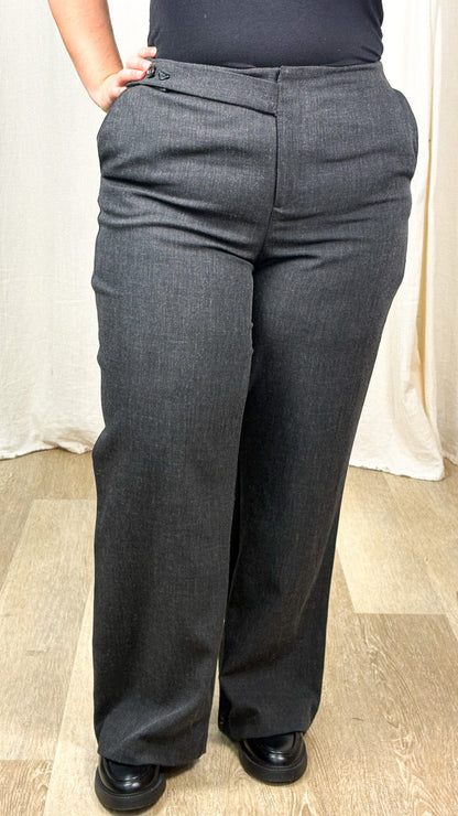 Pantalon Bestie – Pantalon de costume gris femme