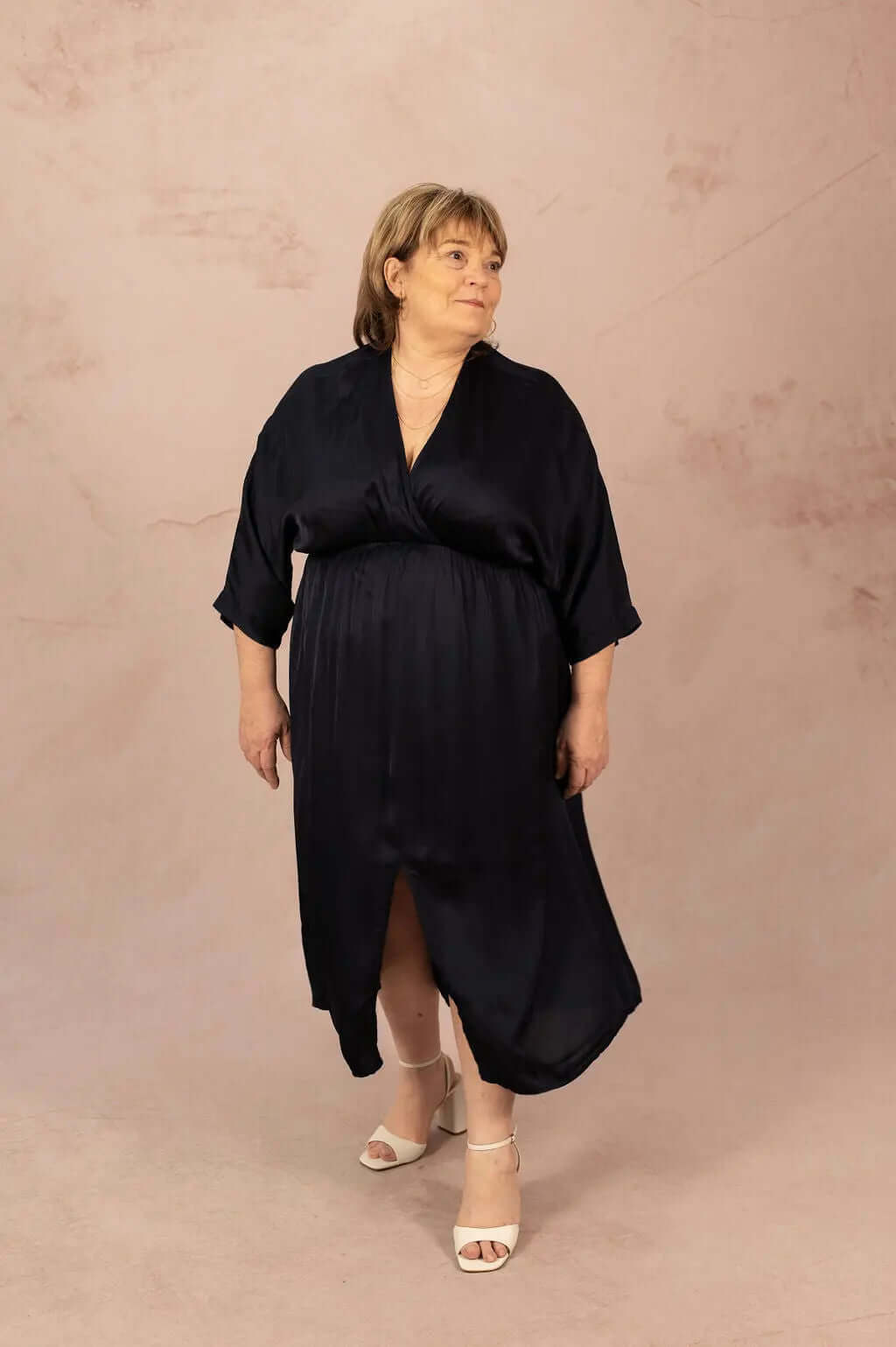 Robe satinée avec élastique - Robe Iris - grande taille -  LAÏLLA