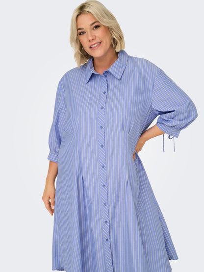 Détail de la robe chemise rayée au niveau du buste – Robe Bjorg Laïlla