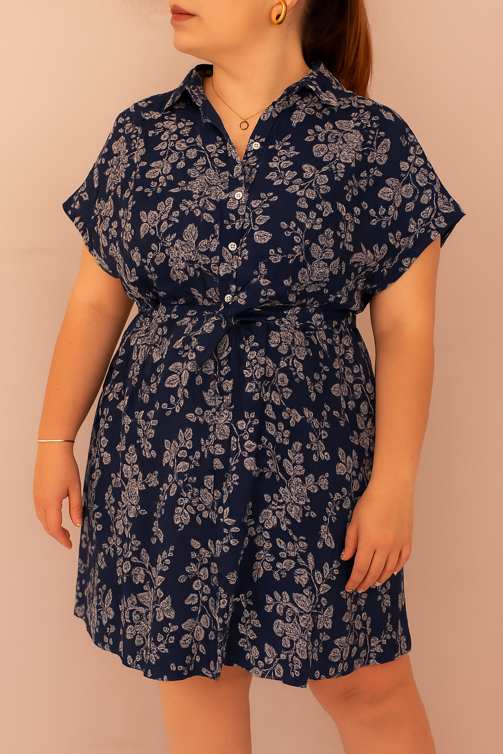 Robe trapèze à imprimé - Robe Isra, vue de face bleu marine