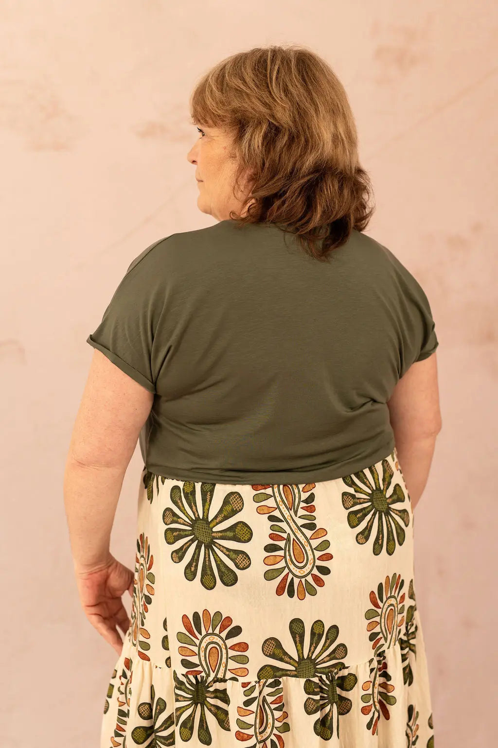 T-shirt fluide manches courtes en col V - T-shirt Basic - grande taille -  LAÏLLA