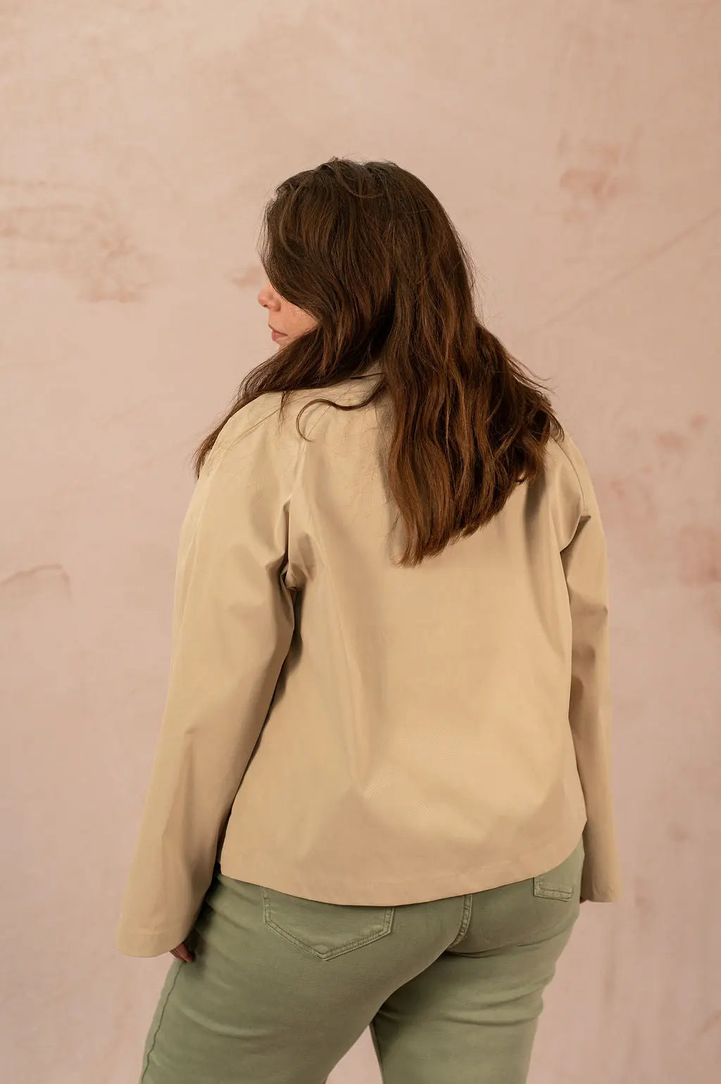 Trench court avec boutons - Trench April - grande taille -  LAÏLLA