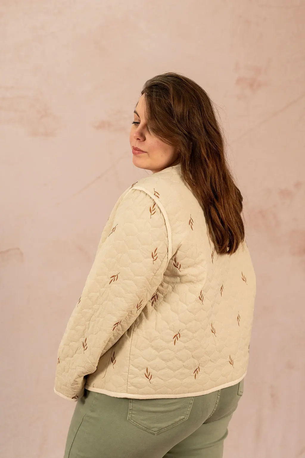 Veste matelassée avec nœuds - Veste Evelyn - grande taille -  LAÏLLA